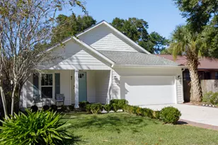 402 Bayshore Dr, Pensacola, FL 32507 - Photo 5