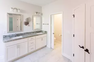 402 Bayshore Dr, Pensacola, FL 32507 - Photo 3