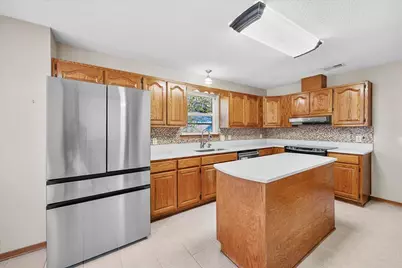 9809 Emma Way, Navarre, FL 32566 - Photo 15