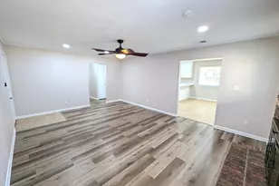 35 Solar St, Mary Esther, FL 32569 - Photo 3