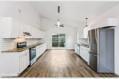 100 NW King Street NW, Fort Walton Beach, FL 32548 - Photo 13