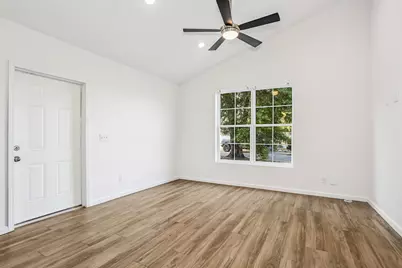 100 NW King Street NW, Fort Walton Beach, FL 32548 - Photo 9