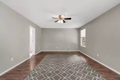 5499 Chantilly Circle, Milton, FL 32583 - Photo 11