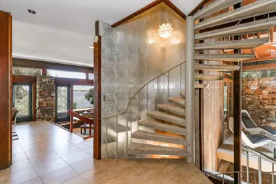 320 N Sunset Boulevard N, Gulf Breeze, FL 32561 - Photo 9