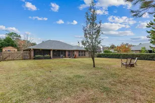 1638 Monet Dr Dr, Gulf Breeze, FL 32563 - Photo 39