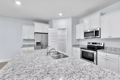 3846 Hawks Landing Circle, Pace, FL 32571 - Photo 9