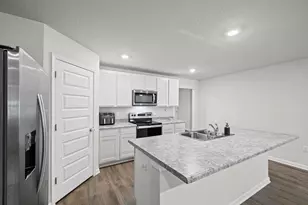 5293 Peach Dr, Pace, FL 32571 - Photo 11