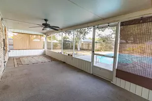 2865 Winners Cir Dr, Navarre, FL 32566 - Photo 33