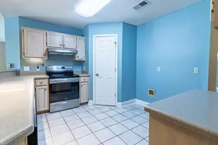 2865 Winners Cir Dr, Navarre, FL 32566 - Photo 9