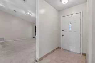 1012 Coronado Ct, Gulf Breeze, FL 32563 - Photo 3