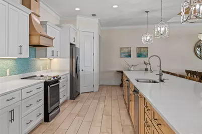 8074 Gulf Boulevard, Navarre, FL 32566 - Photo 13