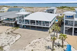 8074 Gulf Blvd, Navarre, FL 32566 - Photo 3