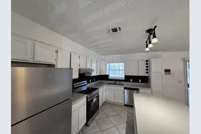 6868 E Bay Boulevard E, Navarre, FL 32566 - Photo 11