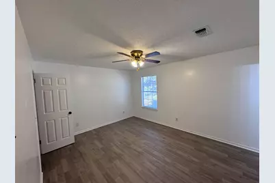 6868 E Bay Boulevard E, Navarre, FL 32566 - Photo 13