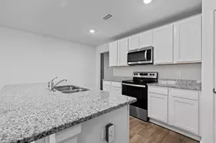 7349 Lakeside Oak Ct, Pensacola, FL 32526 - Photo 11