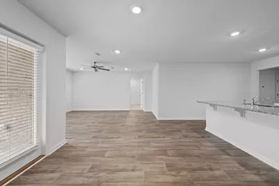 7349 Lakeside Oak Court, Pensacola, FL 32526 - Photo 9