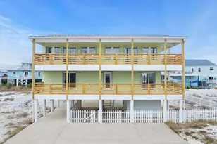 8054 Gulf Blvd, Navarre, FL 32566 - Photo 3