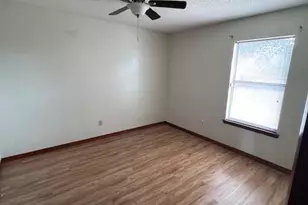 202 Seville Cir, Mary Esther, FL 32569 - Photo 9