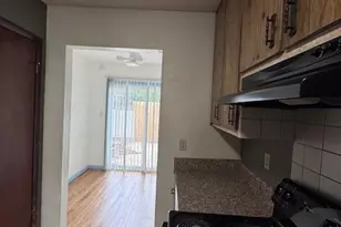 202 Seville Cir, Mary Esther, FL 32569 - Photo 13