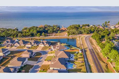 1960 Refuge Circle, Gulf Breeze, FL 32563 - Photo 65