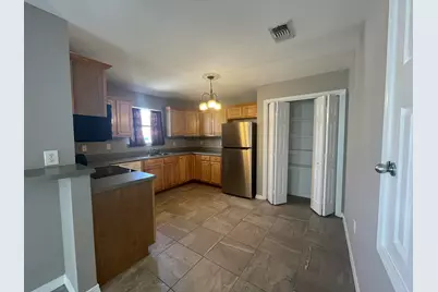 7457 Harvest Village Court, Navarre, FL 32566 - Photo 5