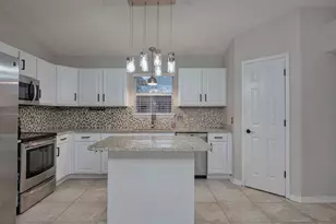 4268 Lancaster Dr, Niceville, FL 32578 - Photo 11