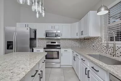 4268 Lancaster Drive, Niceville, FL 32578 - Photo 13