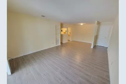 1610 Greenbriar Parkway #2, Gulf Breeze, FL 32563 - Photo 3