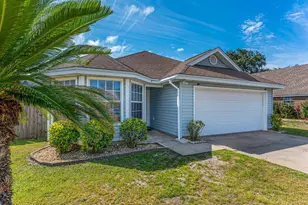 607 Drakes Landing, Mary Esther, FL 32569 - Photo 3