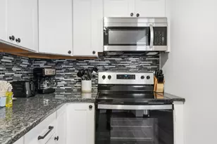 300 SW Miracle Strip Parkway SW, Fort Walton Beach, FL 32548 - Photo 5