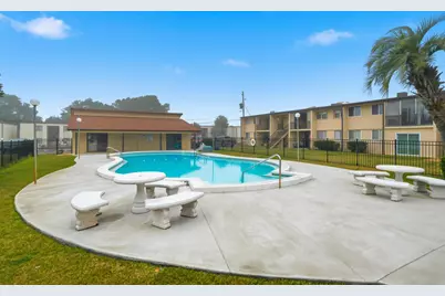 300 SW Miracle Strip Parkway SW #1D, Fort Walton Beach, FL 32548 - Photo 1