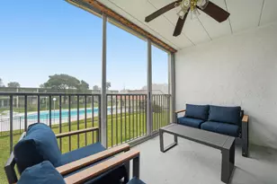 300 SW Miracle Strip Parkway SW, Fort Walton Beach, FL 32548 - Photo 15