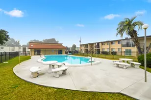 300 SW Miracle Strip Parkway SW, Fort Walton Beach, FL 32548 - Photo 31