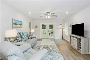 5451 Peach Dr, Pace, FL 32571 - Photo 5