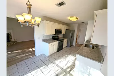 2733 Blue Bay Court, Navarre, FL 32566 - Photo 7