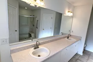 2733 Blue Bay Ct, Navarre, FL 32566 - Photo 15