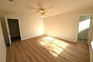 2733 Blue Bay Ct, Navarre, FL 32566 - Photo 13