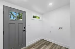 1101 W Lloyd Street W, Pensacola, FL 32501 - Photo 5