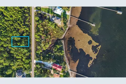 5494 Soundside Drive, Gulf Breeze, FL 32563 - Photo 1