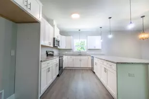 2155 Paloma St, Navarre, FL 32566 - Photo 3