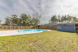 6977 Leisure St, Navarre, FL 32566 - Photo 37
