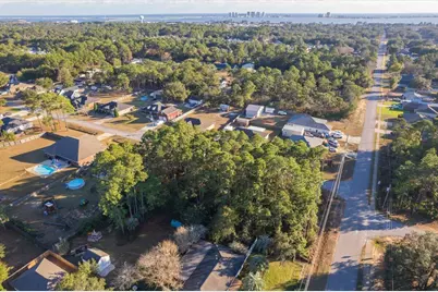 2182 Avenida De Sol, Navarre, FL 32566 - Photo 3