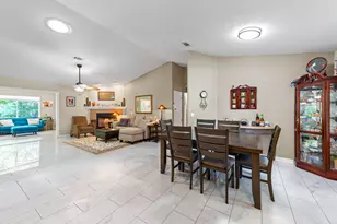 2478 Houston Cir, Gulf Breeze, FL 32563 - Photo 11