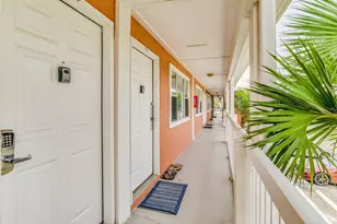 683 Nautilus Ct, Fort Walton Beach, FL 32548 - Photo 5