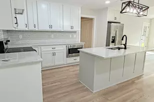 105 Drew Ct, Niceville, FL 32578 - Photo 11