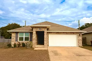 5747 Guinevere Ln, Milton, FL 32583 - Photo 1