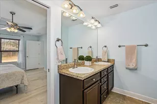 2038 Shannon Rd, Navarre, FL 32566 - Photo 15