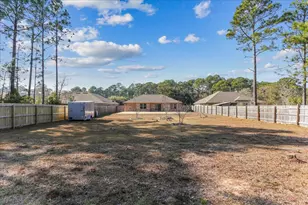 2038 Shannon Rd, Navarre, FL 32566 - Photo 25