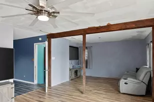 5306 Catalina St, Milton, FL 32571 - Photo 9