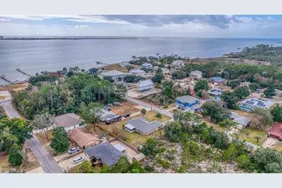 1788 Commander Harvey Lane Lane, Navarre, FL 32566 - Photo 55